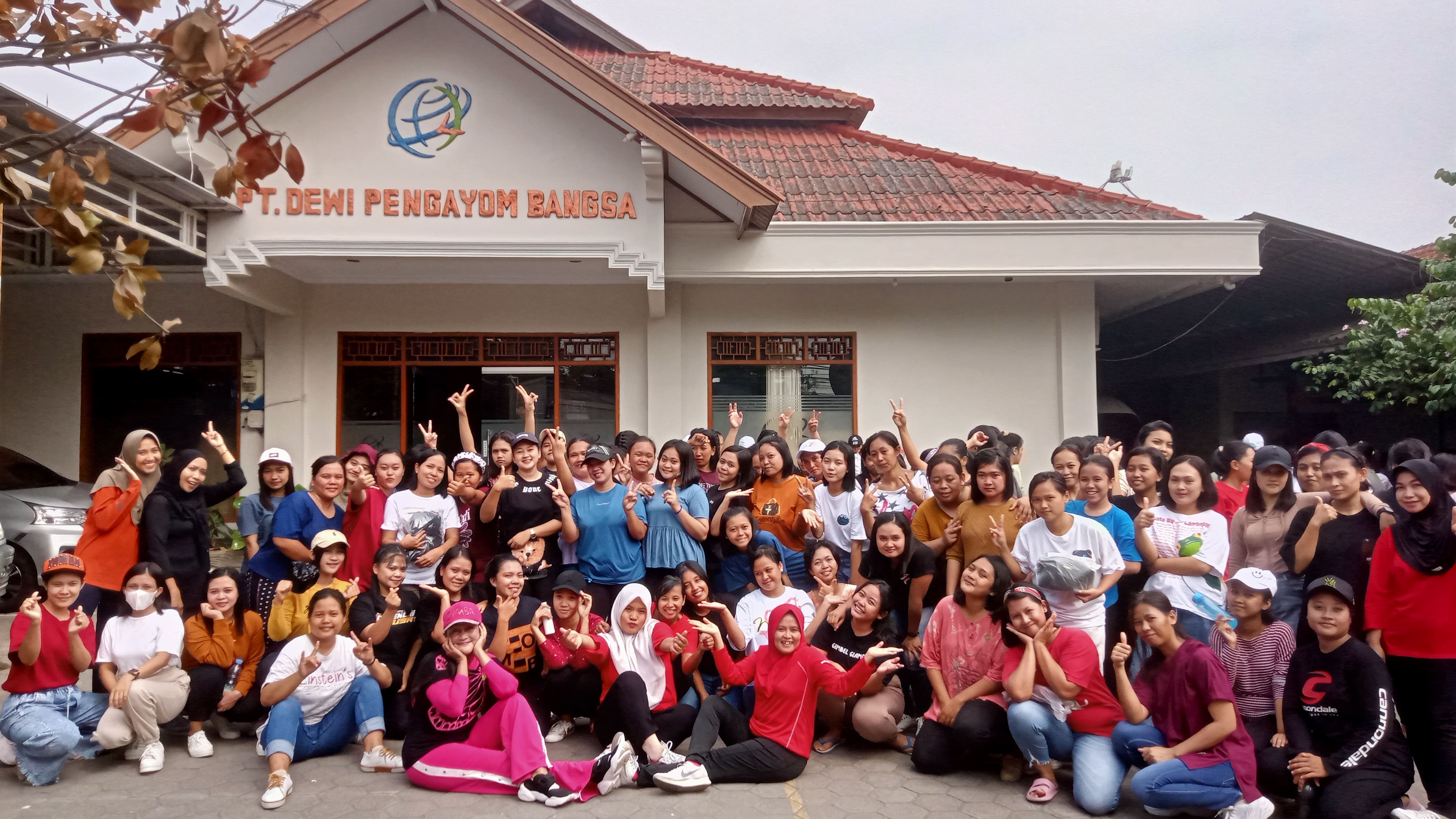 Foto Bersama Tim Instruktur